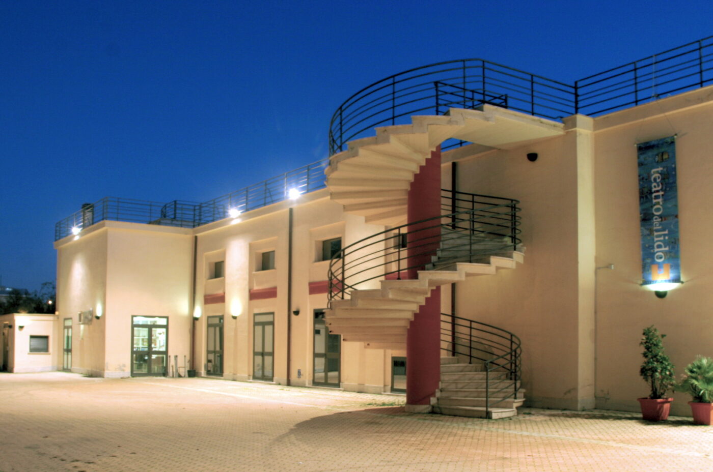 “SomministrArte”: spettacoli e laboratori gratuiti per i giovani al Teatro del Lido di Ostia
